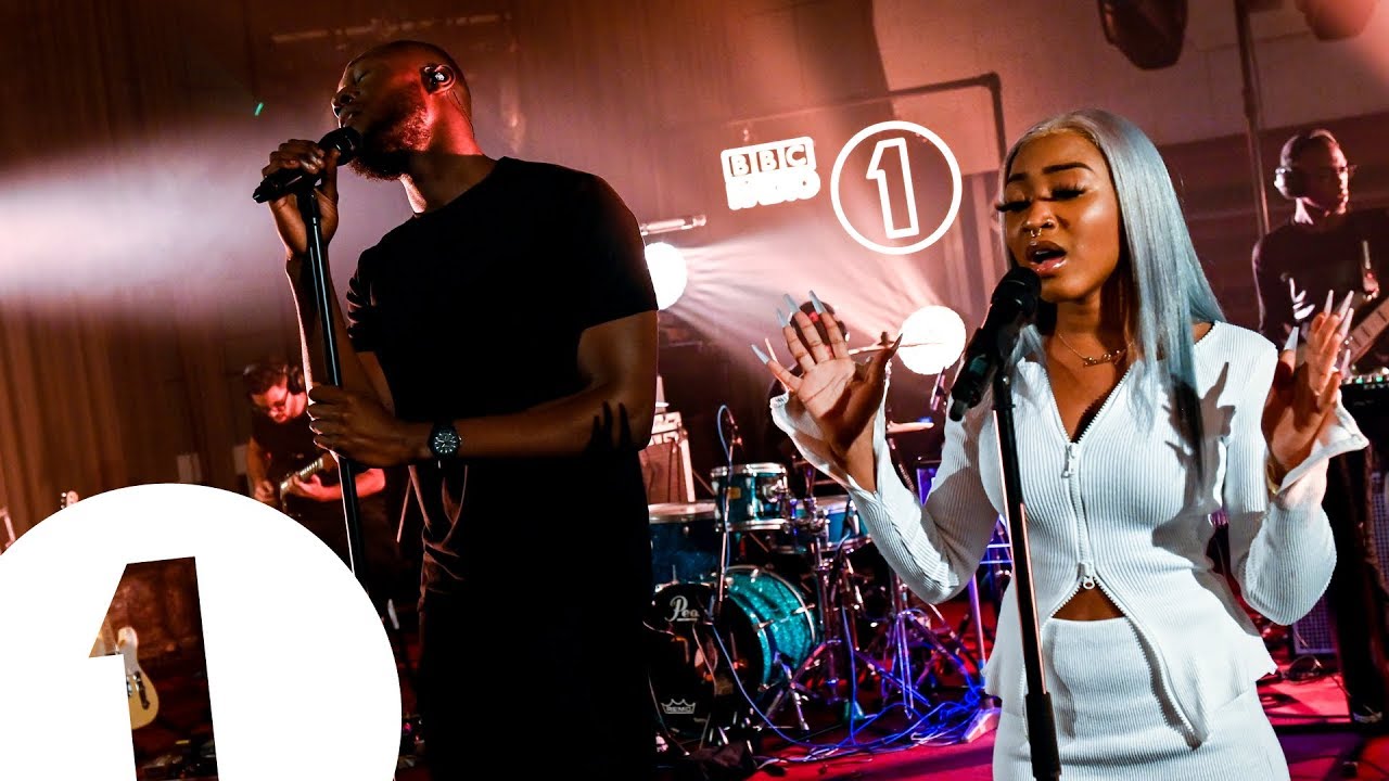 CHECK OUT STORMZY'S NEW LIVE LOUNGE PERFORMANCE